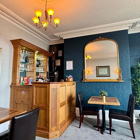 The Rockside Bed & Breakfast Скарбъро Екстериор снимка