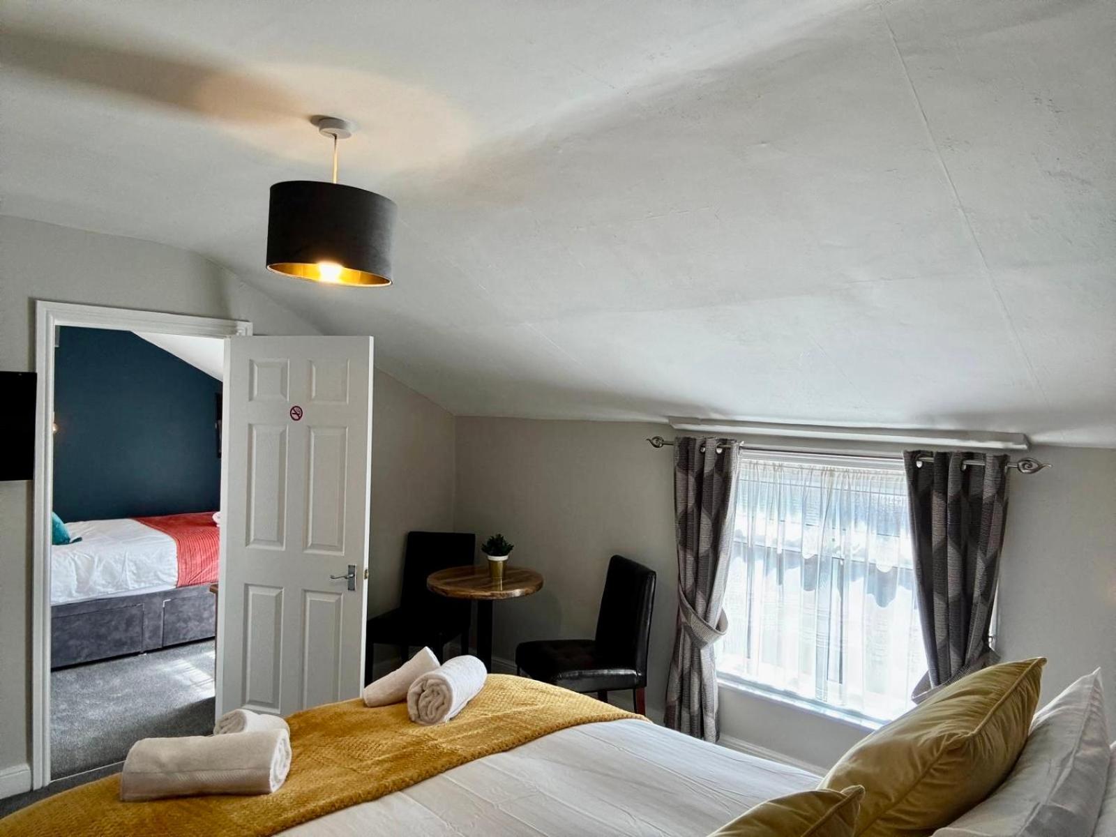 The Rockside Bed & Breakfast Скарбъро Екстериор снимка
