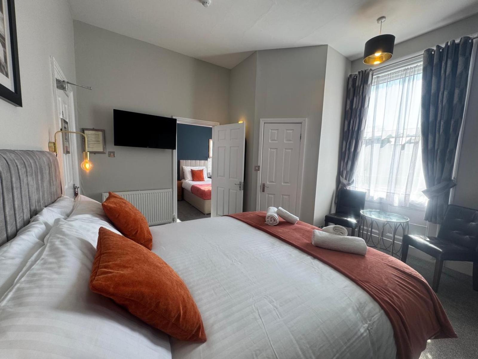 The Rockside Bed & Breakfast Скарбъро Екстериор снимка