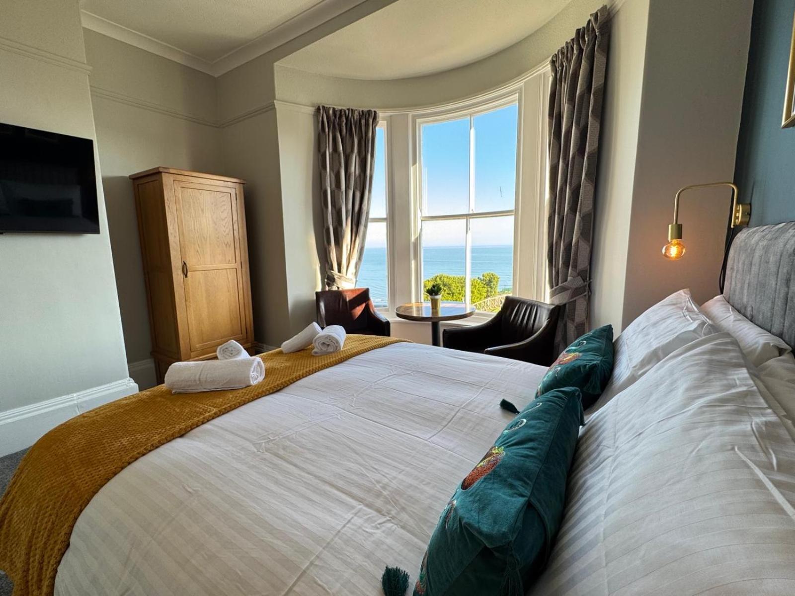 The Rockside Bed & Breakfast Скарбъро Екстериор снимка