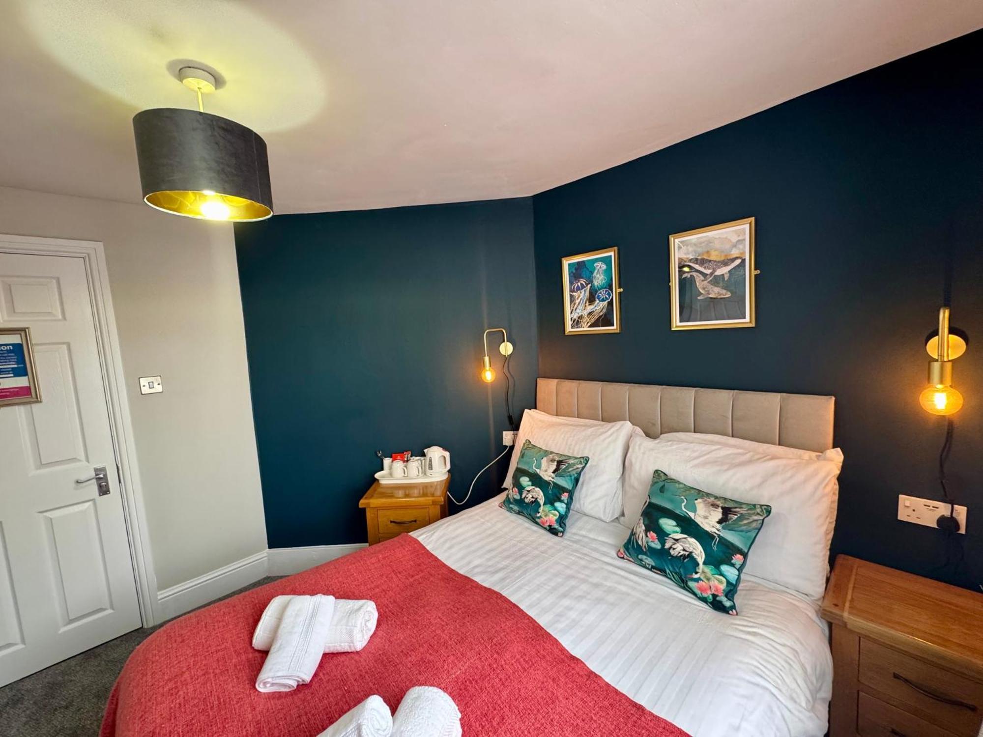 The Rockside Bed & Breakfast Скарбъро Екстериор снимка