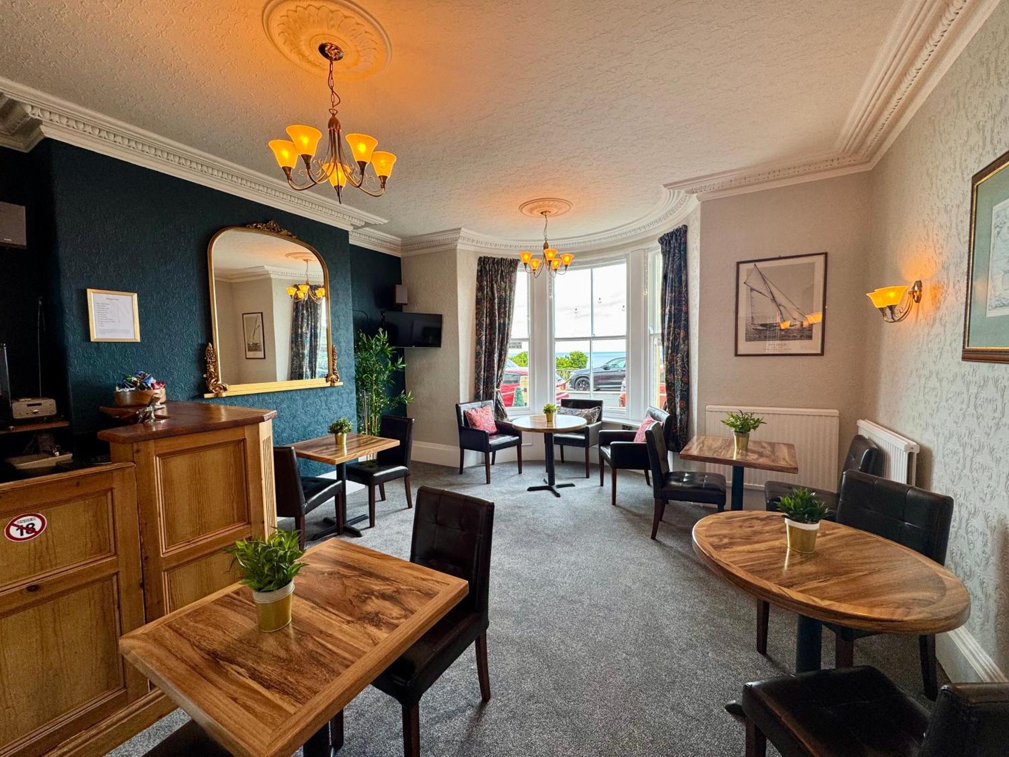 The Rockside Bed & Breakfast Скарбъро Екстериор снимка