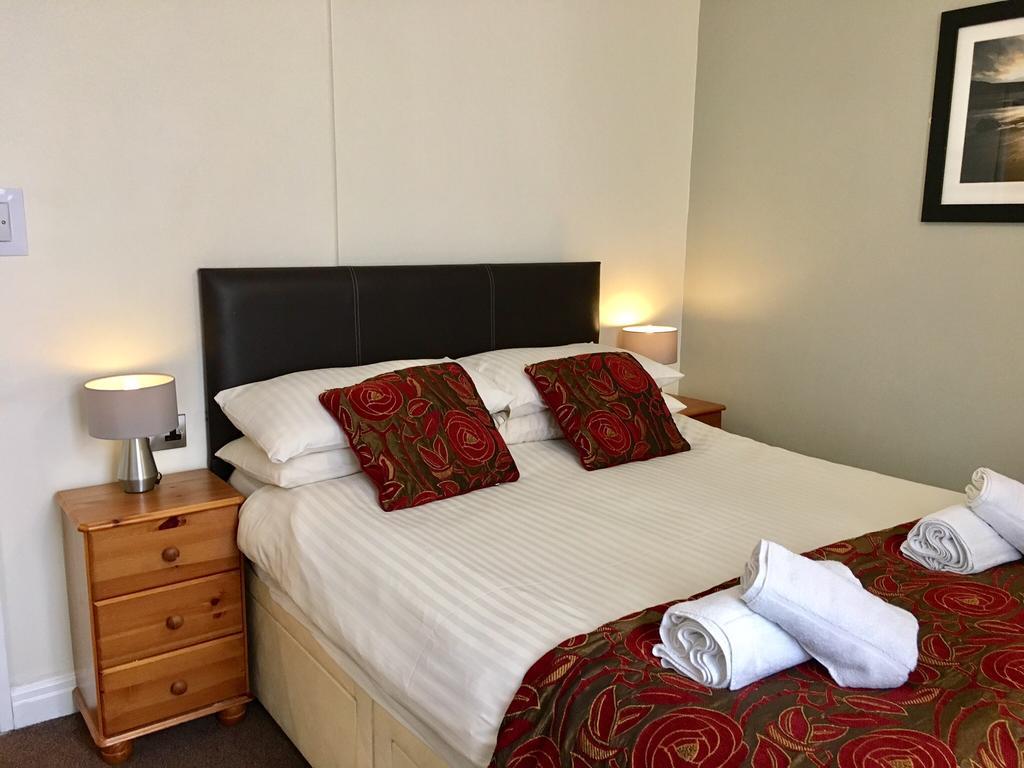 The Rockside Bed & Breakfast Скарбъро Екстериор снимка